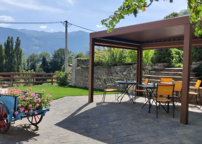 住宿加早餐酒店 La Tornalla 奥斯塔