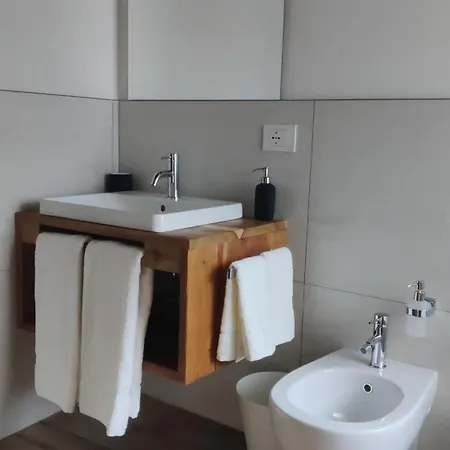 فندق مبيت وإفطار La Tornalla