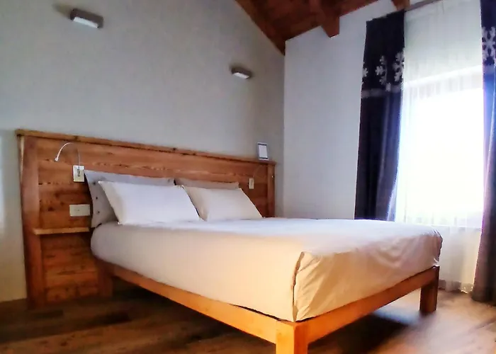 La Tornalla فندق مبيت وإفطار